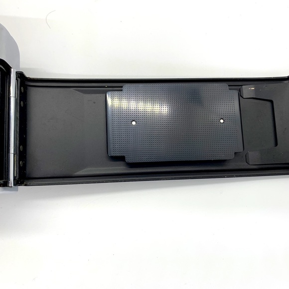 Minolta SRT101 35mm SLR Film Camera with Chinar 28mm f/2.8 Lens - Picture 8 of 10